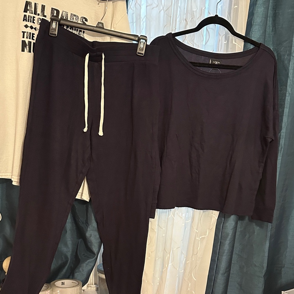 Women's Black Lounge Set with Drawstring Pants